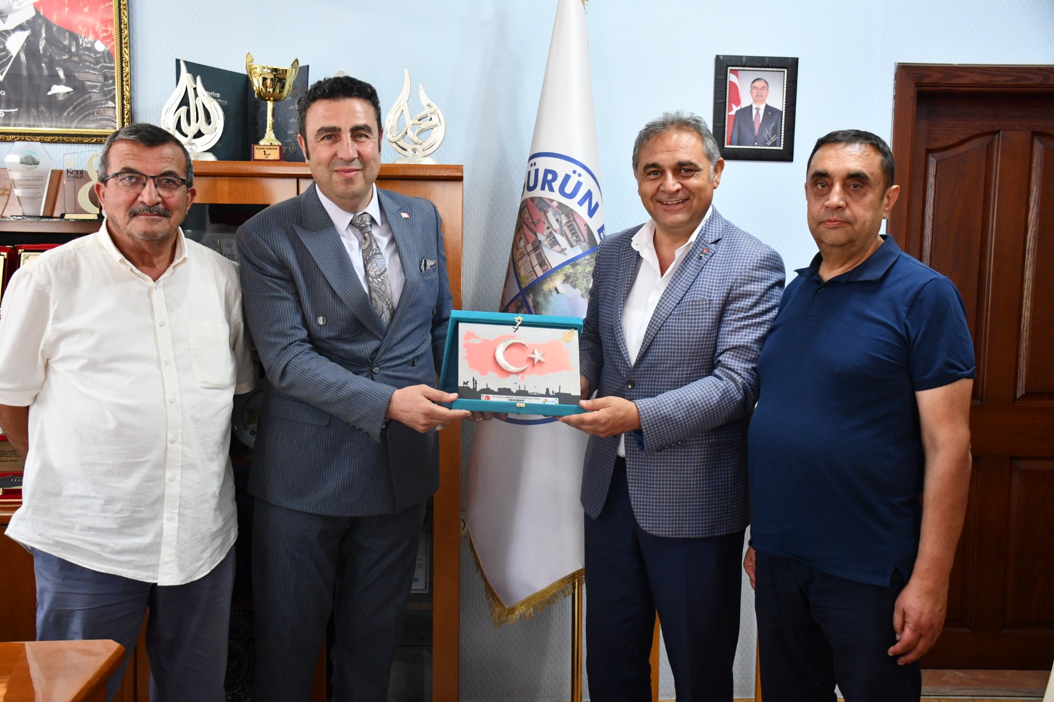 SİVAS ESNAF ODASI BAŞKANI DEMİRGİL’DEN BAŞKAN ÇİFTÇİ’YE ZİYARET