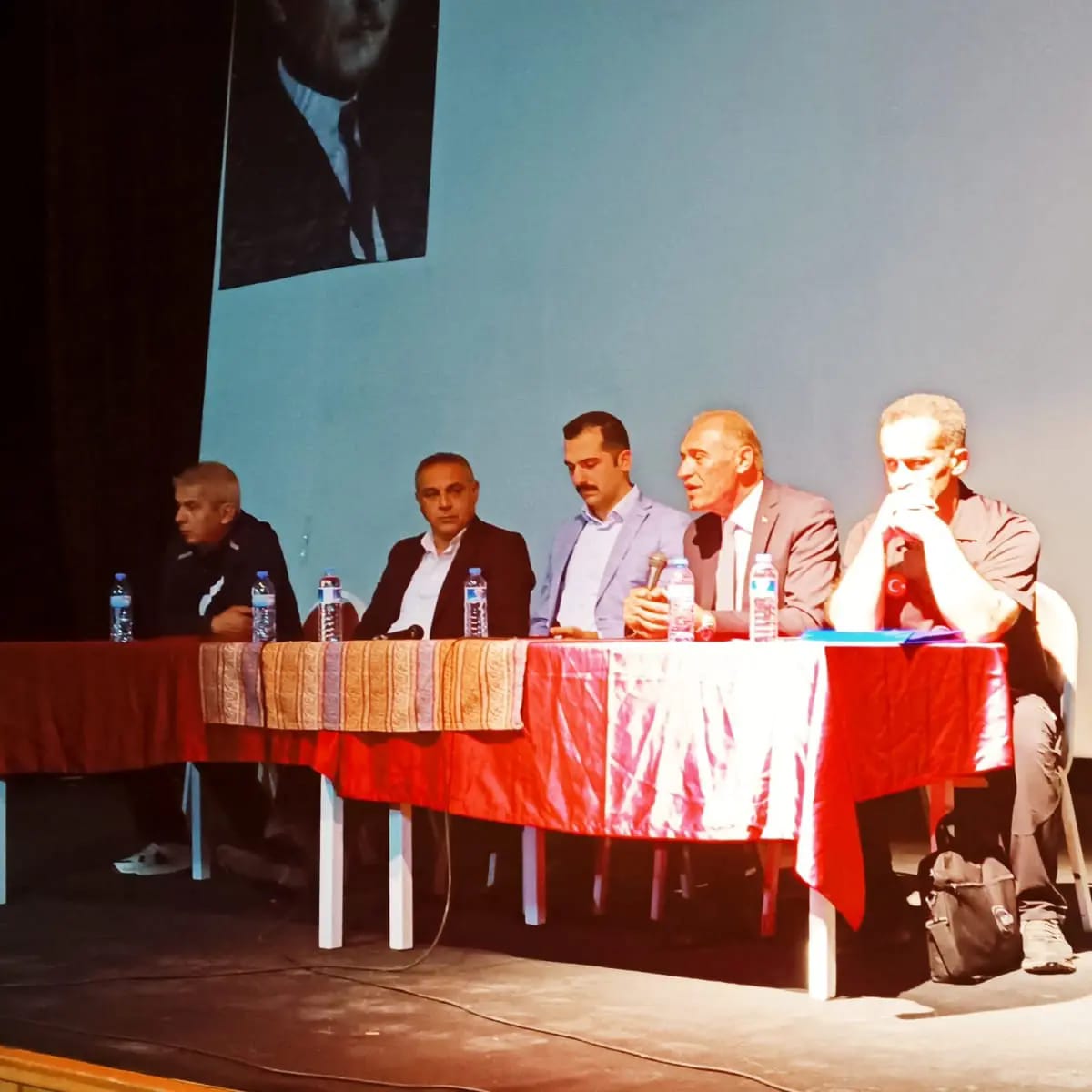 ' HAK SAHİPLİĞİ VE YERİNDE DÖNÜŞÜM' BİLGİLENDİRME TOPLANTISI