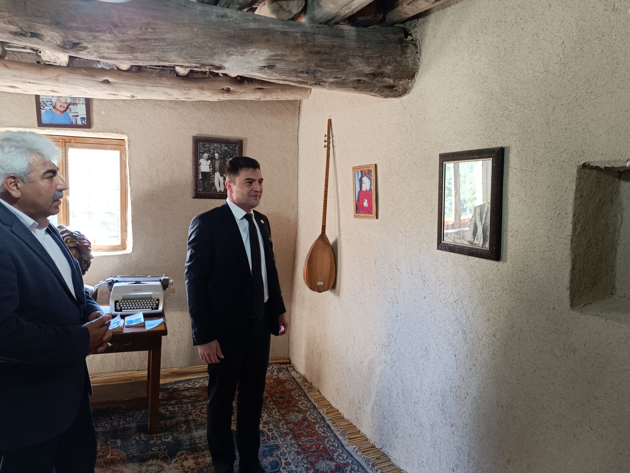 ŞAİRLER EVİNDE PROGRAM DÜZENLENDİ