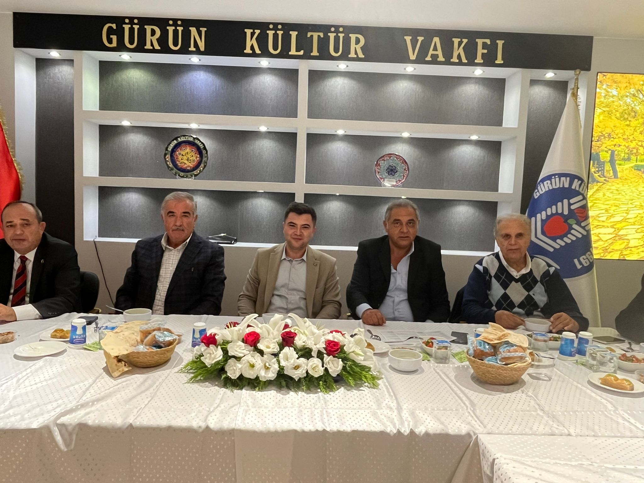 SİVAS GÜNLERİ ÖNCESİ GÜRÜN KÜLTÜR VAKFINDA BULUŞULDU
