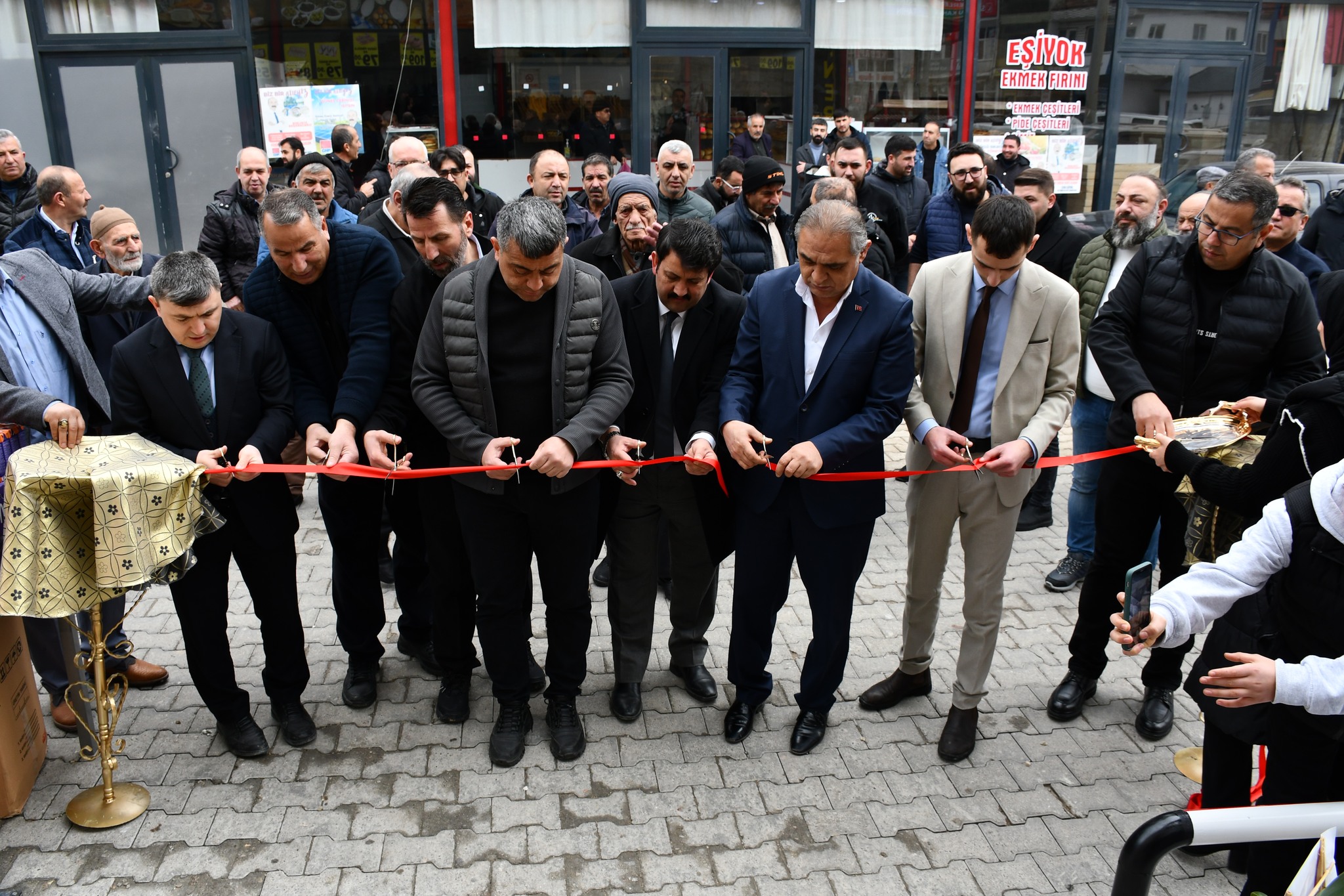 GÖLPINAR ÇİFTLİK MAMÜLLERİ HİZMETE AÇILDI