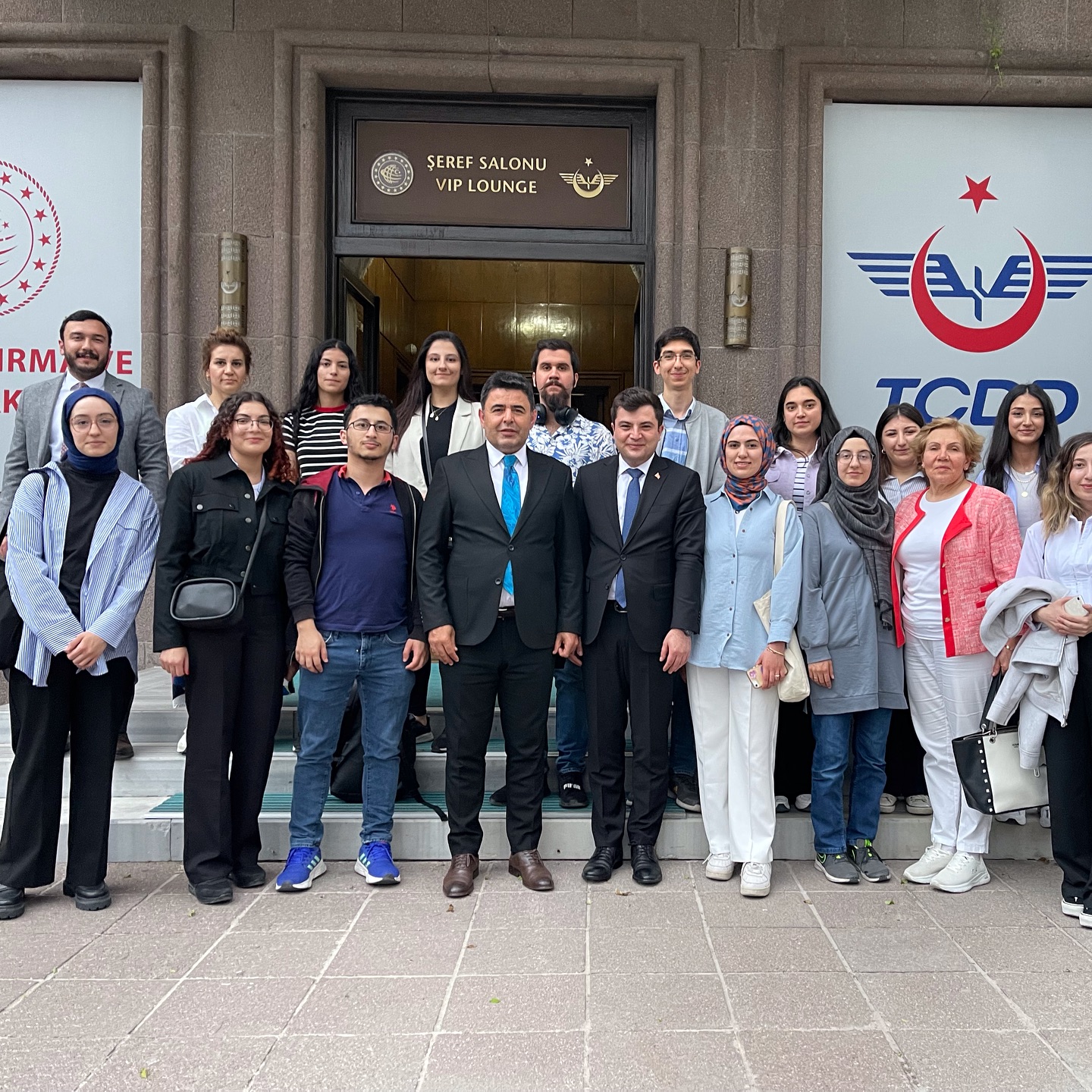 KAYMAKAM SARI’DAN BAKAN YARDIMCISI BOYRAZ'A ZİYARET