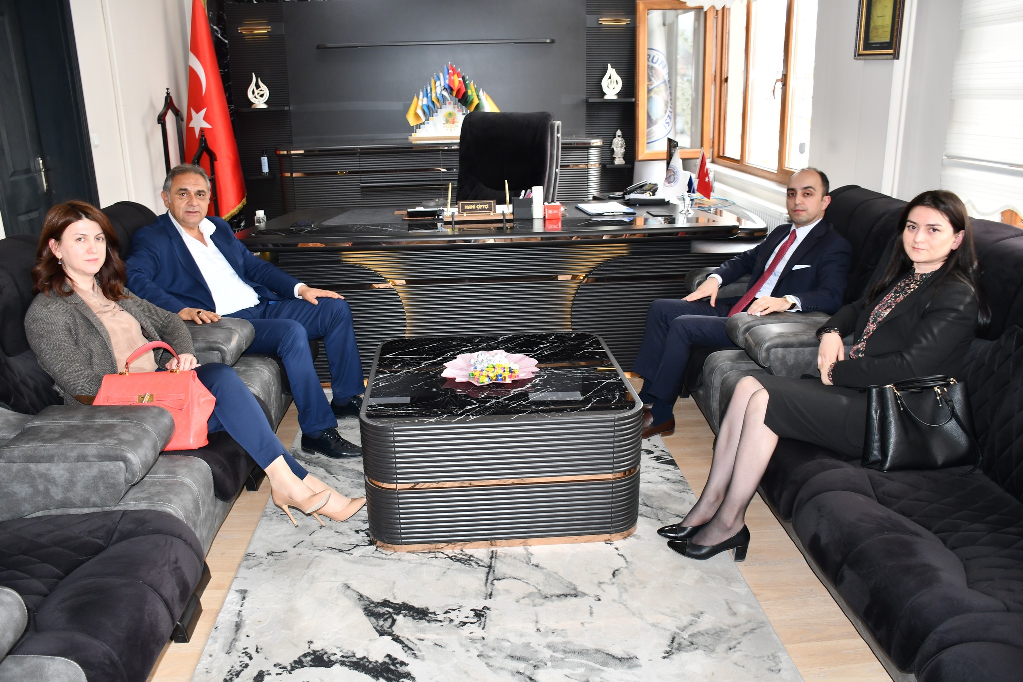 SAVCI VE HAKİMLERDEN BAŞKAN ÇİFTÇİ’YE HAYIRLI OLSUN ZİYARETİ