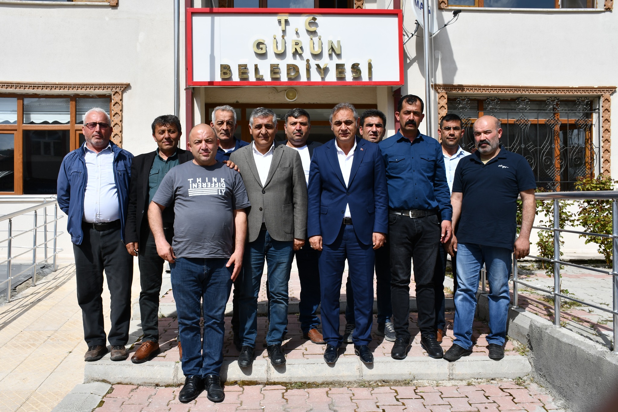 MHP GÜRÜN İLÇE TEŞKİLATI’NDAN BAŞKAN ÇİFTÇİ’YE HAYIRLI OLSUN 