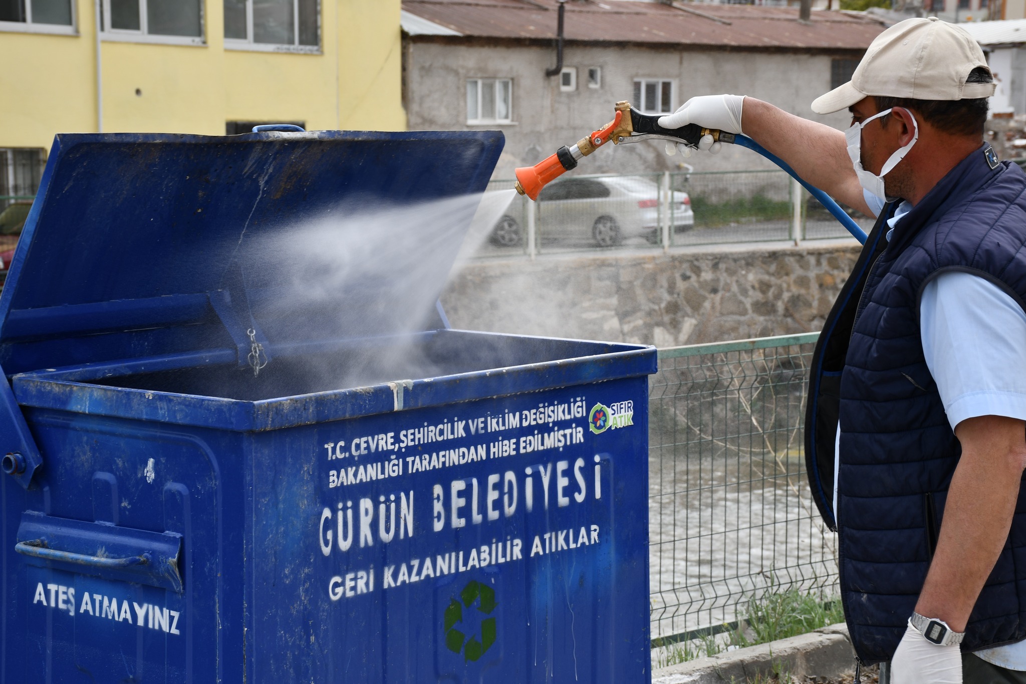 OT BİÇME, SİVRİSİNEK VE LARVA MÜCADELESİ BAŞLADI