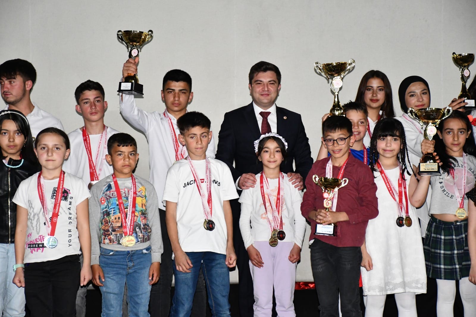 MİLLİ MÜCADELENİN 105. YILI GÜRÜN’DE KUTLANDI
