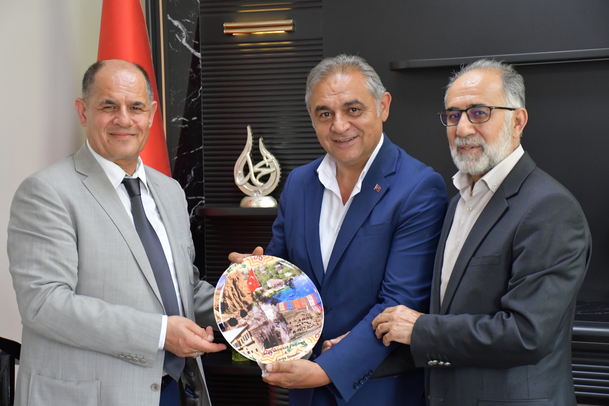 KAYSERİ GÜRÜNLÜLER DERNEĞİ'NDEN BAŞKAN ÇİFTÇİ'YE ZİYARET