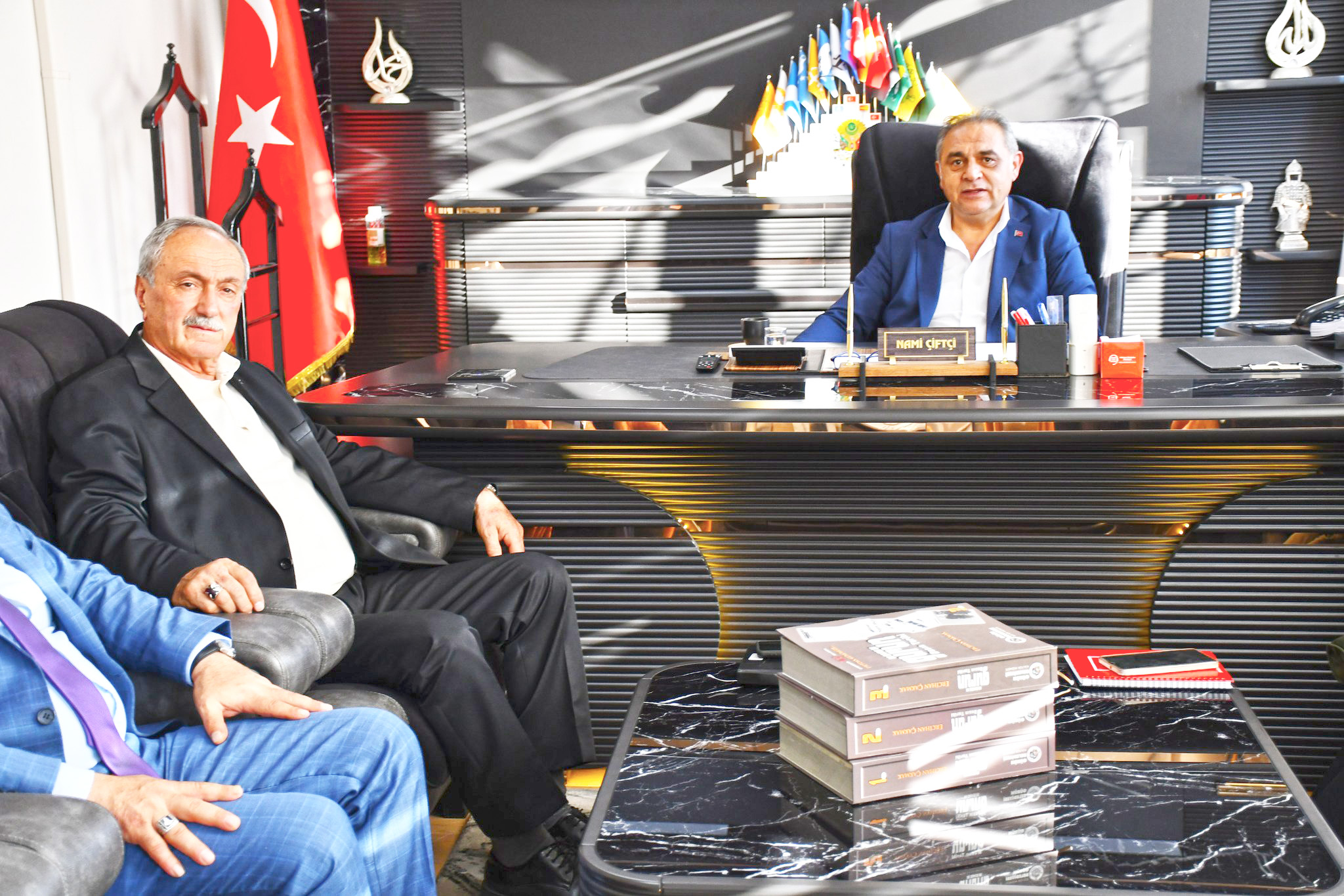 BELEDİYE BAŞKAN ADAYI OCAKCI’DAN BAŞKAN ÇİFTÇİ’YE ZİYARET