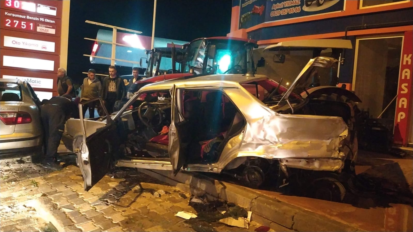 ALKOLLÜ SÜRÜCÜ ORTALIĞI SAVAŞ ALANINA ÇEVİRDİ