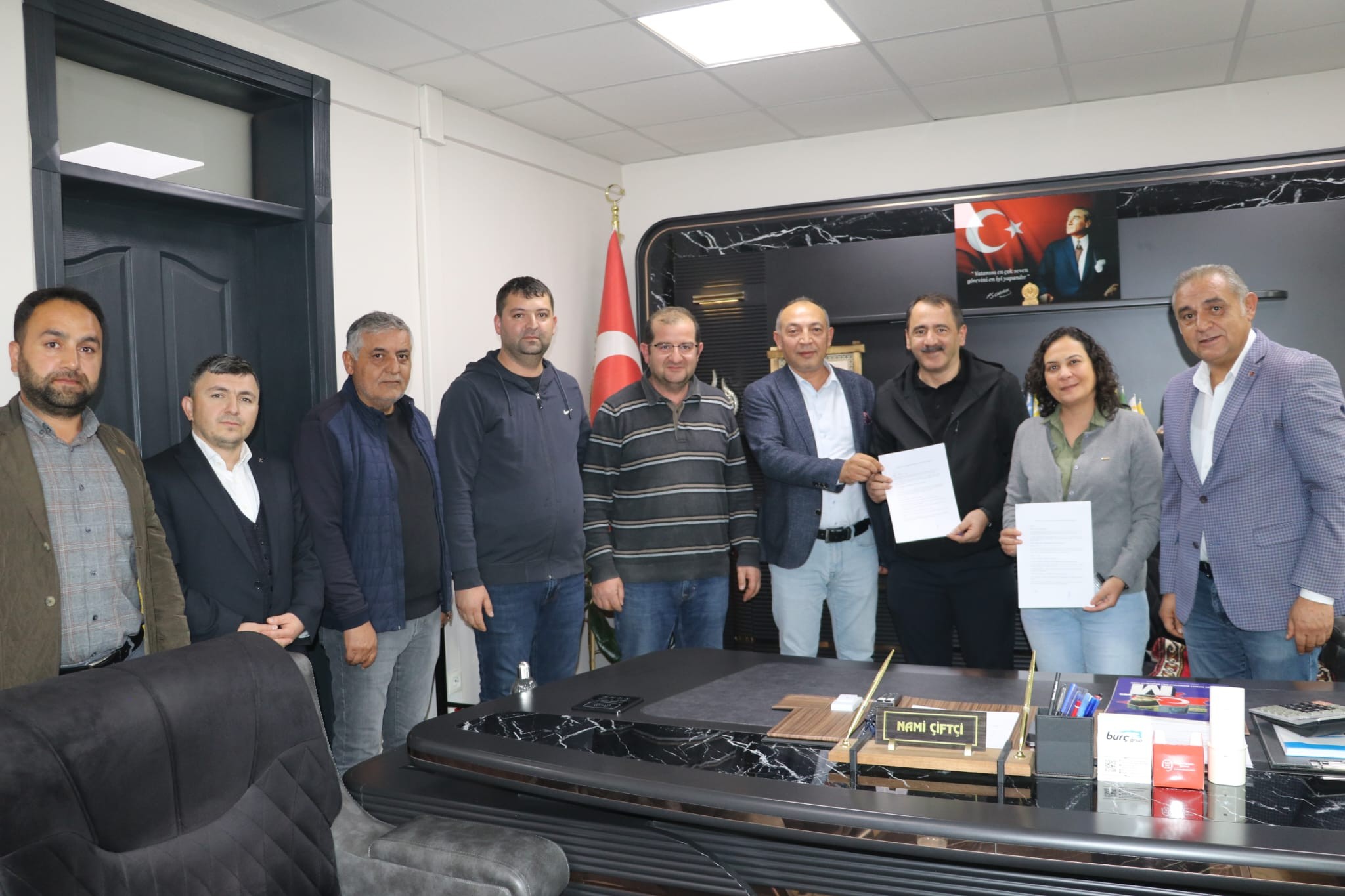 Selami Koca Ulu Cami Restorasyonu için Bağışta Bulundu