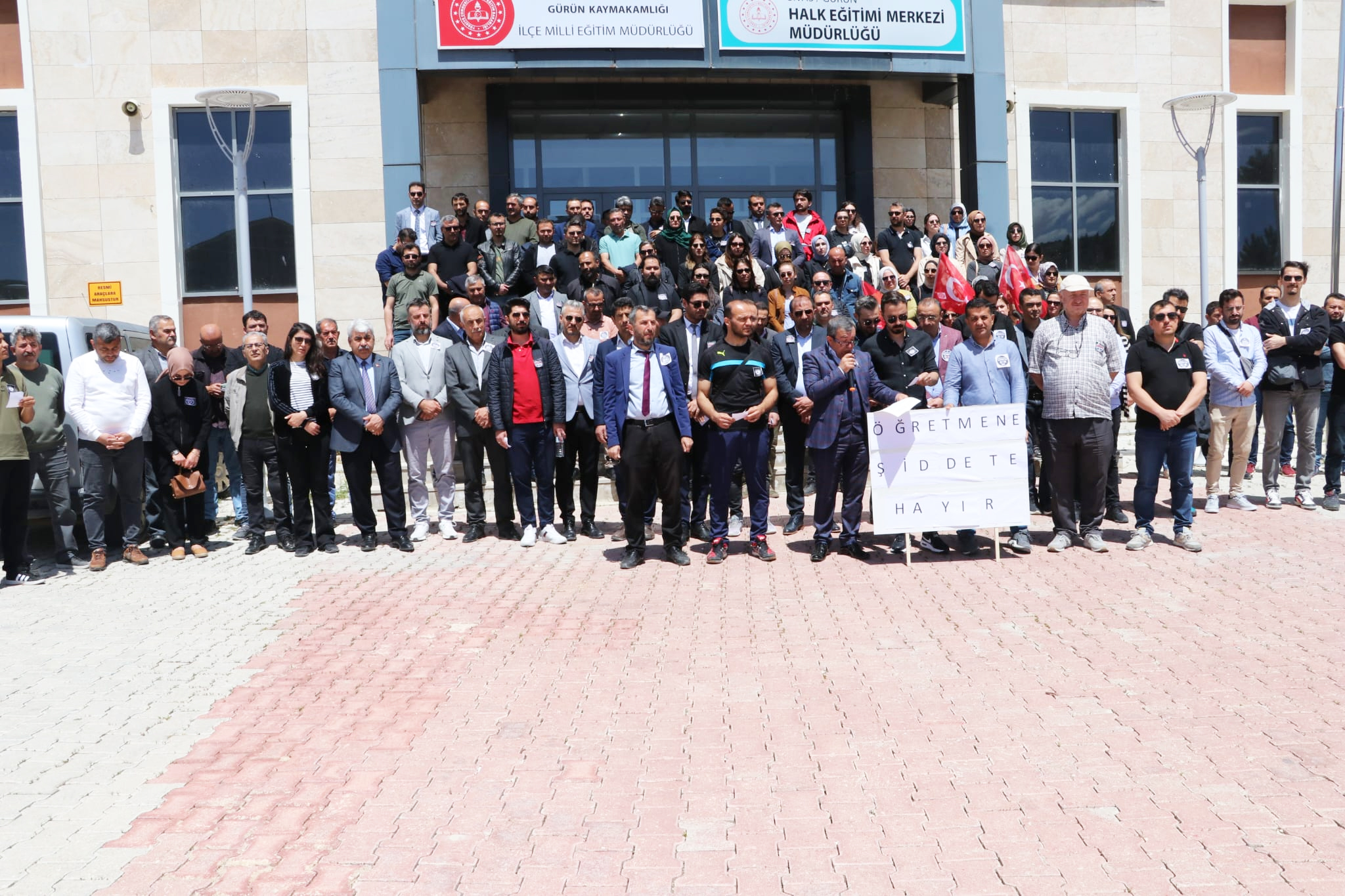 KINAMA MESAJI DEĞİL, ŞİDDETE KARŞI YASAL DÜZENLEME İSTİYORUZ