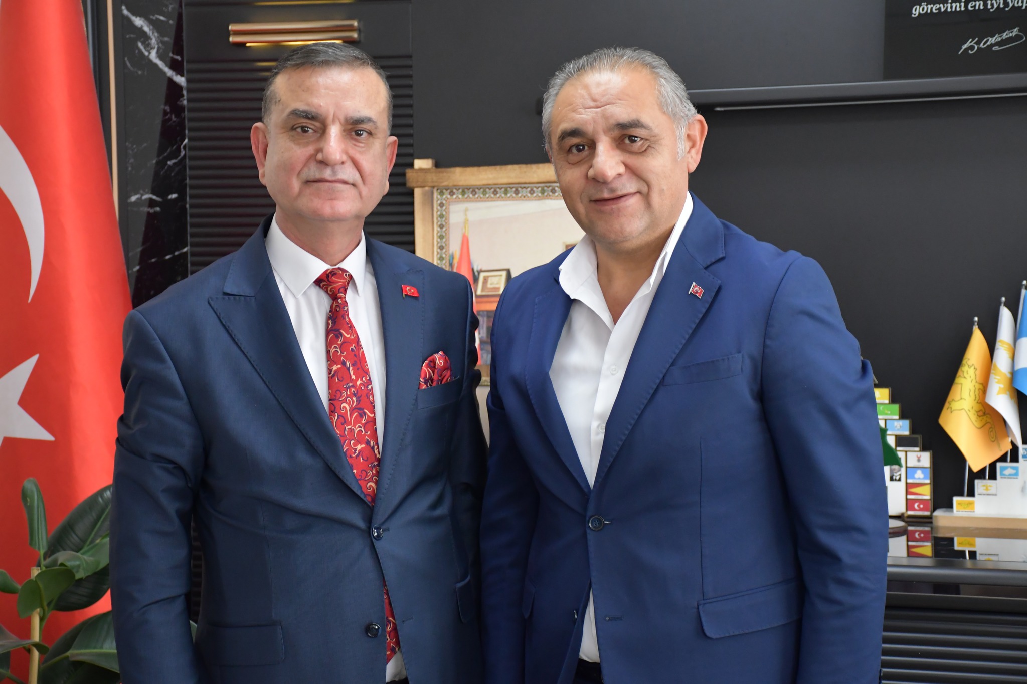 Sivas Esnaf Kredi Kefalet Kooperatif Başkanı Dursun Başkan Çiftçiyi Ziyaret Etti 