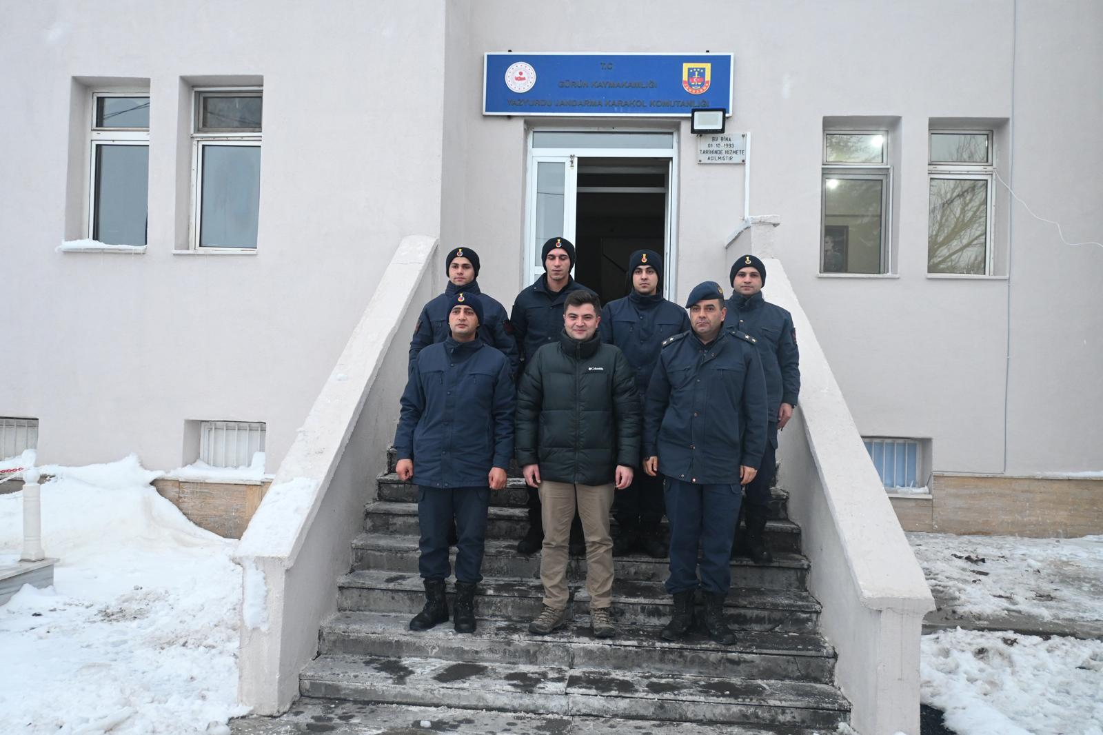 Gürün Kaymakamı Yazyurdu Karakol Komutanlığını Ziyaret Etti