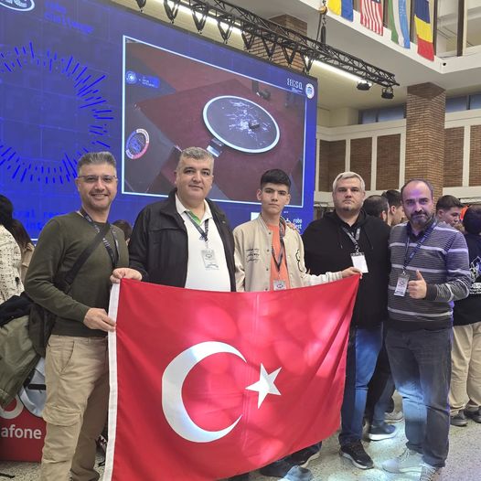 15. RoboChallenge Uluslararası Robotik Yarışmasında Gürün Dünya Beşincisi Oldu