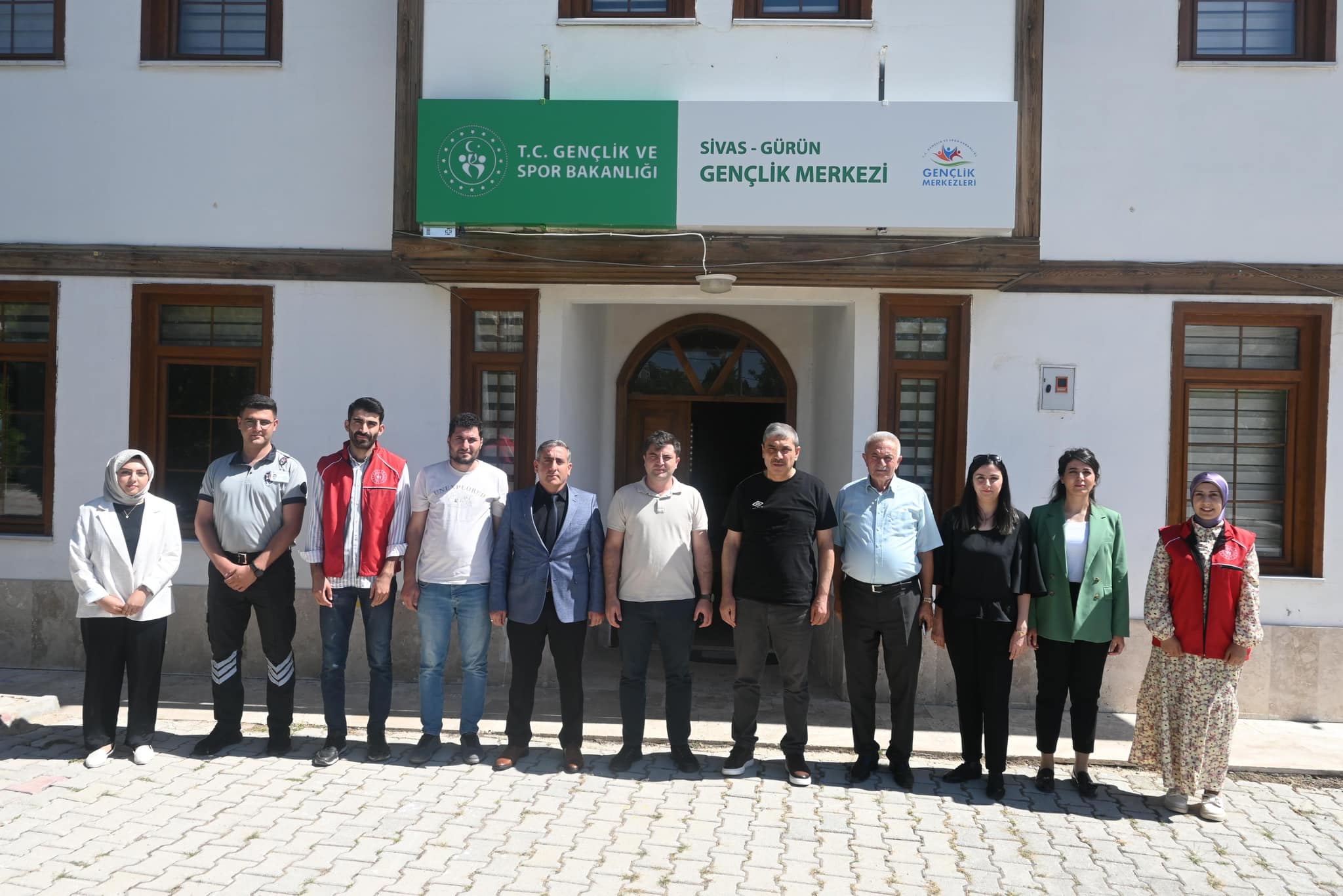 Gürün Gençlik Merkezine Kaymakamdan Ziyaret