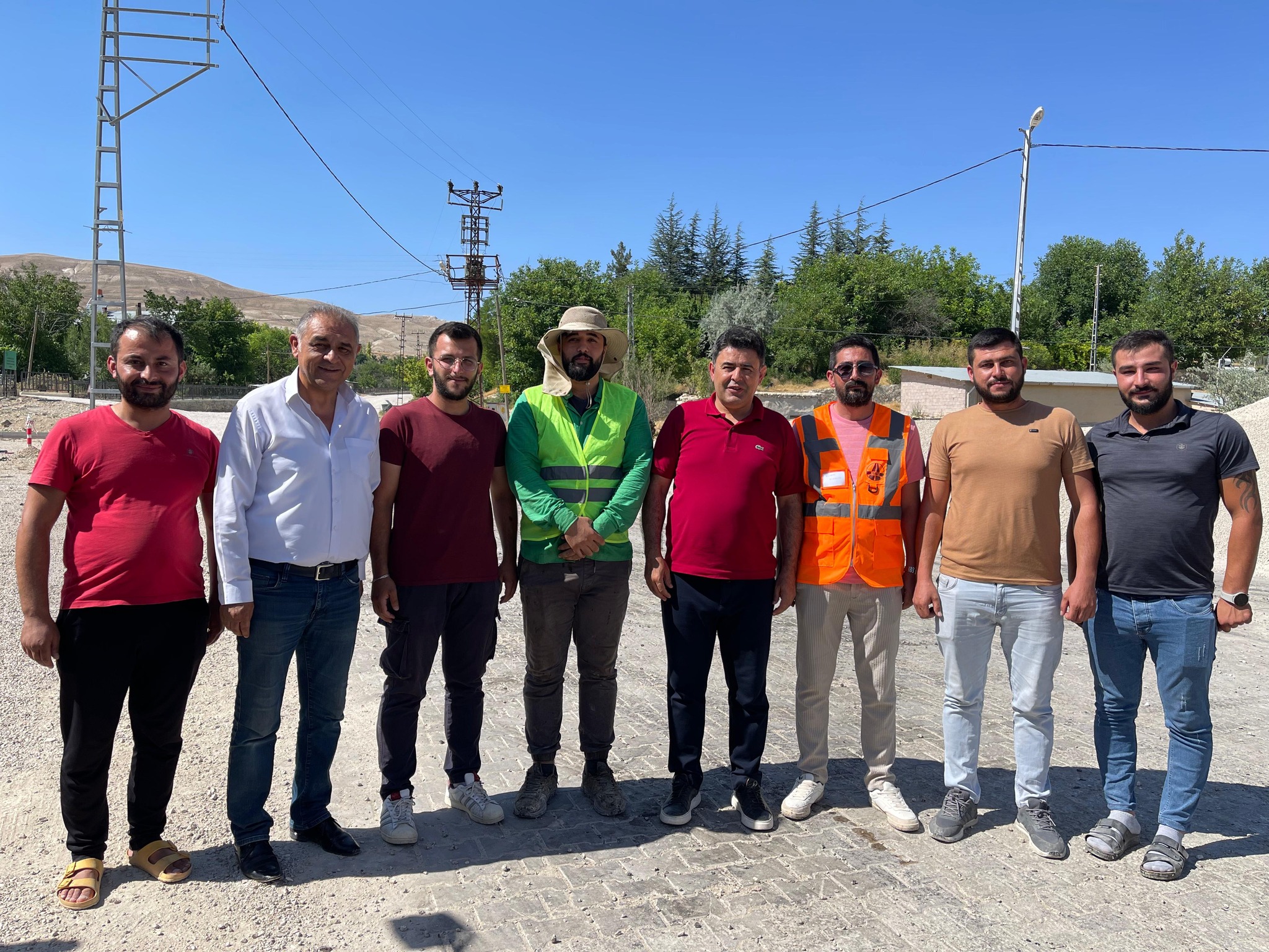 Gürün’de 7 Sokak Yolu Kaplamayla Yenilendi