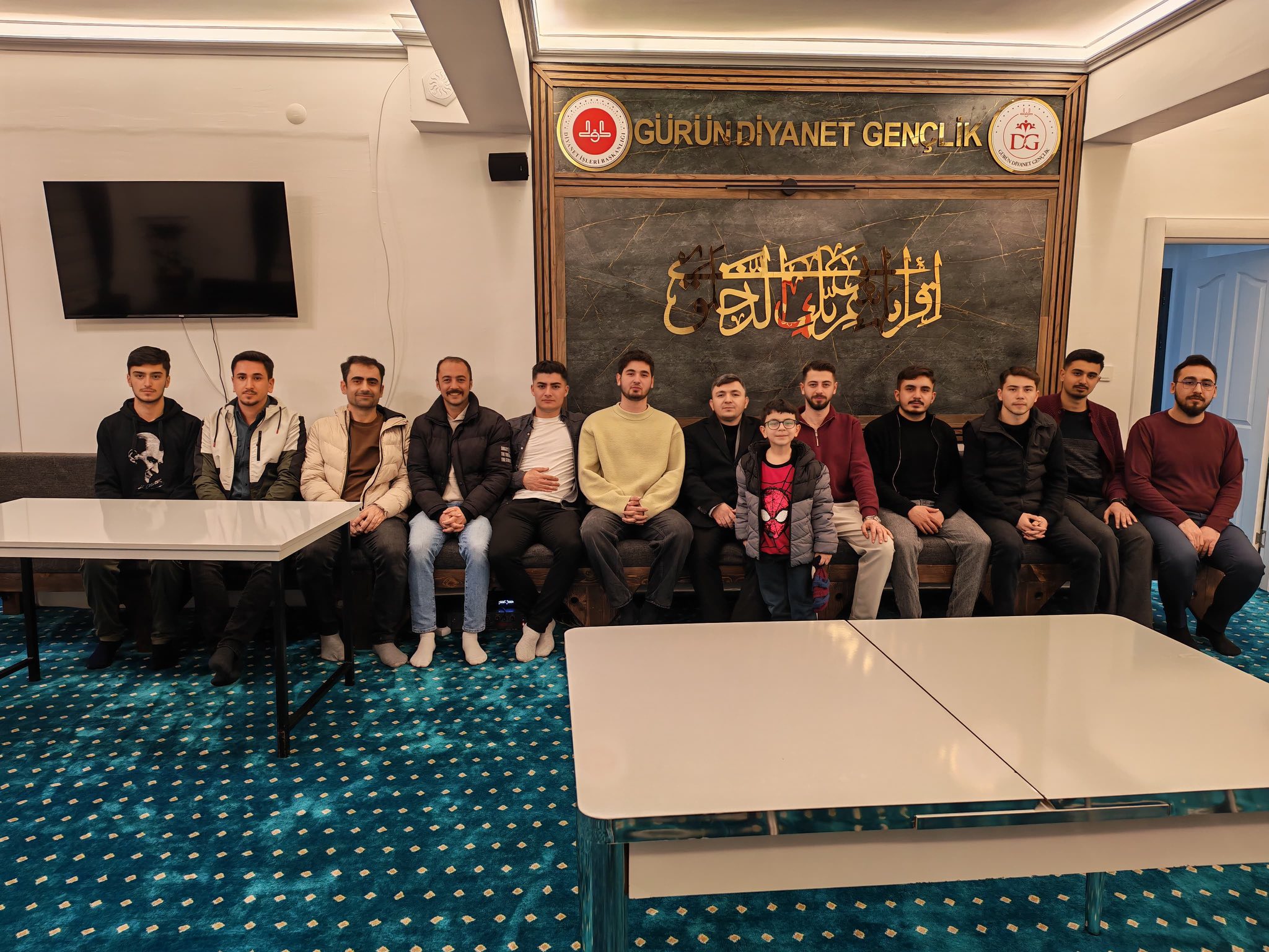 Gürün’de Üniversite Öğrencileri Diyanet Genç Ofiste Bir Araya Geldi