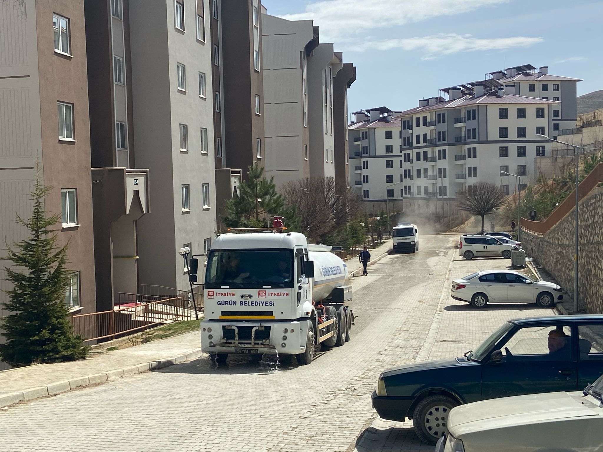  Bayram Öncesi Gürün Sokaklarında Bahar Temizliği