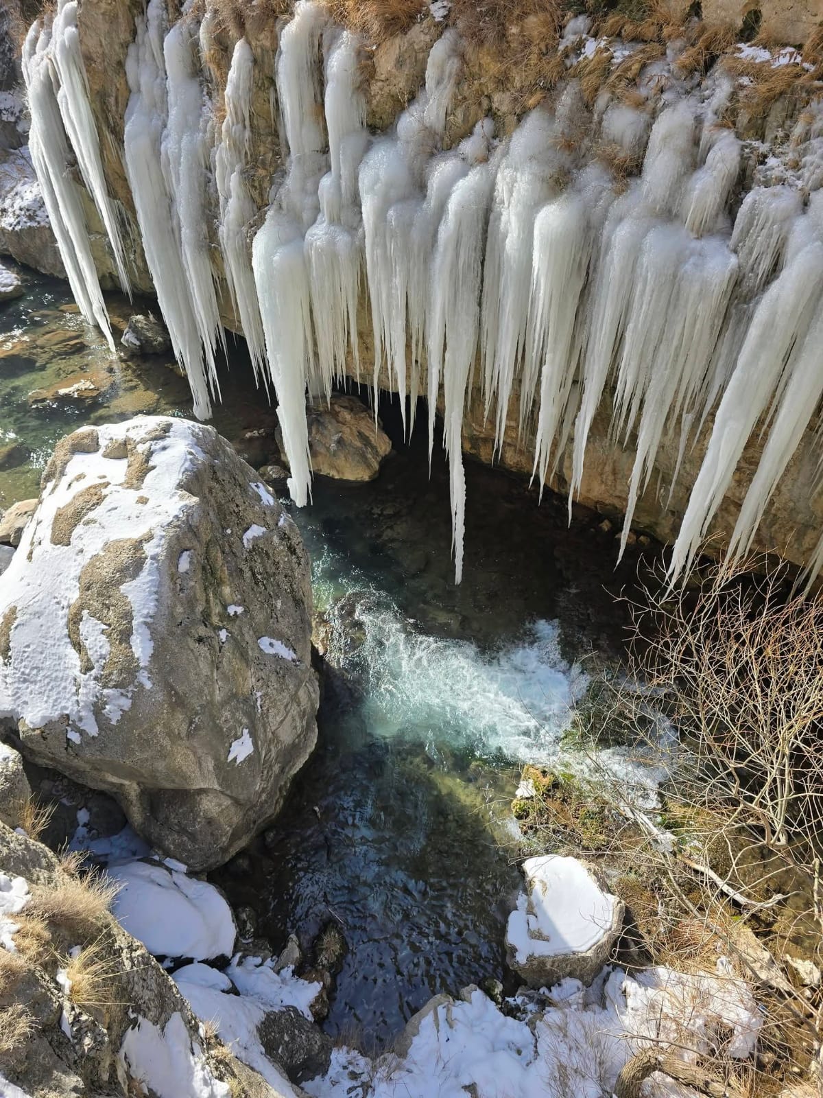 ŞUĞUL KANYONU KIŞIN AYRI BİR GÜZELLİK SUNUYOR